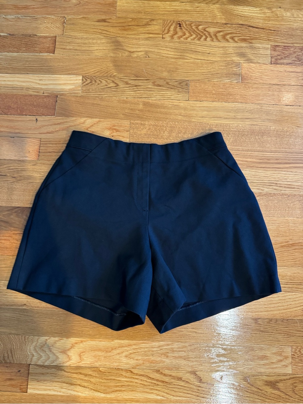 Spanx Pull-On Black Shorts L